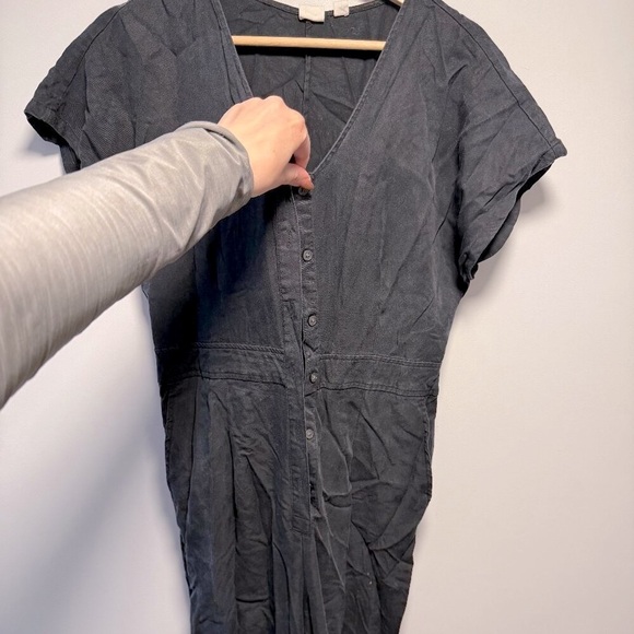 GAP Black Tencel Short Sleeve Jumpsuit Button Up Small - Picture 2 of 9